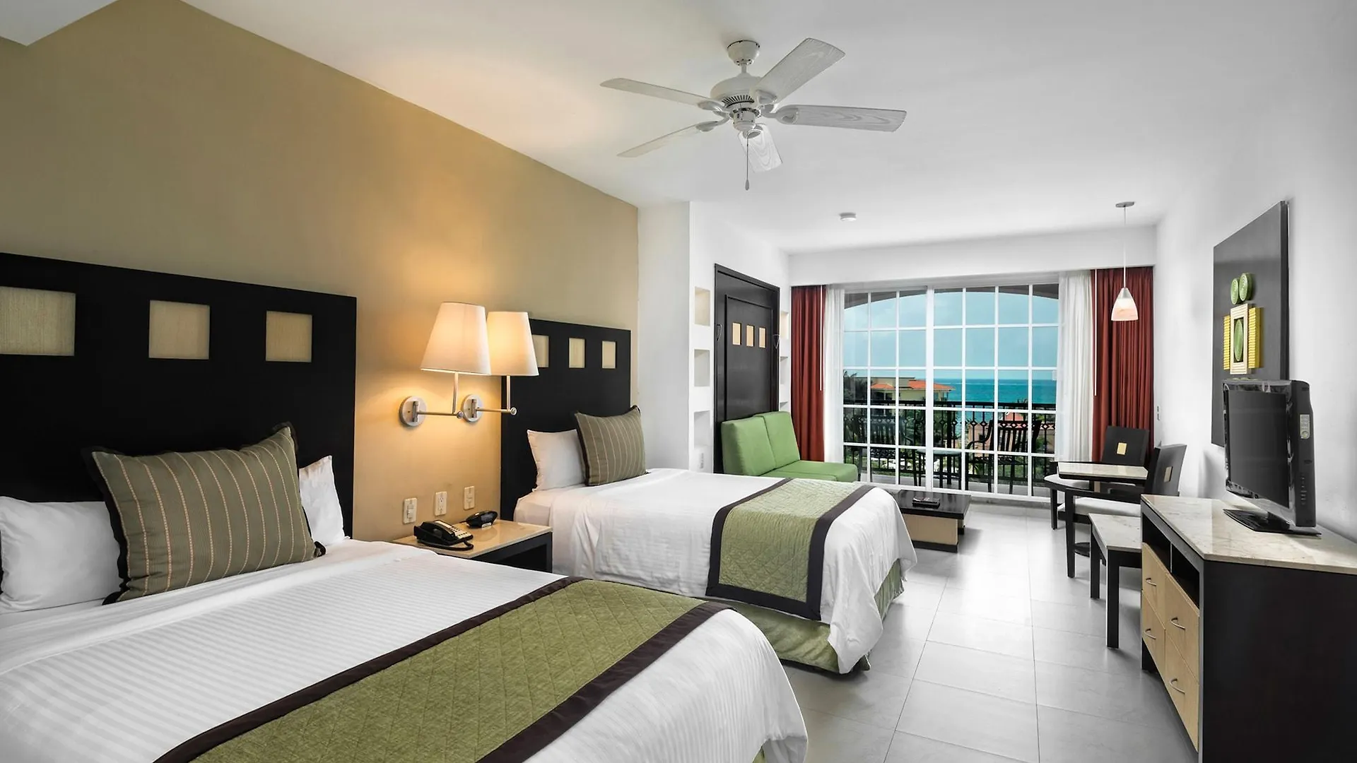 Hotel Marina El Cid Spa & Beach Resort Puerto Morelos 4*,  Mexico
